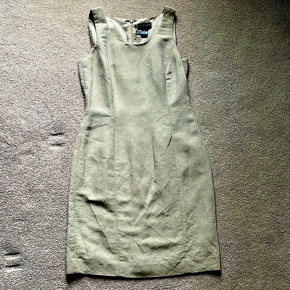 Shell: 55% Linen. 45% Rayon. Lining: 100% Acetate - Picture 1 of 2